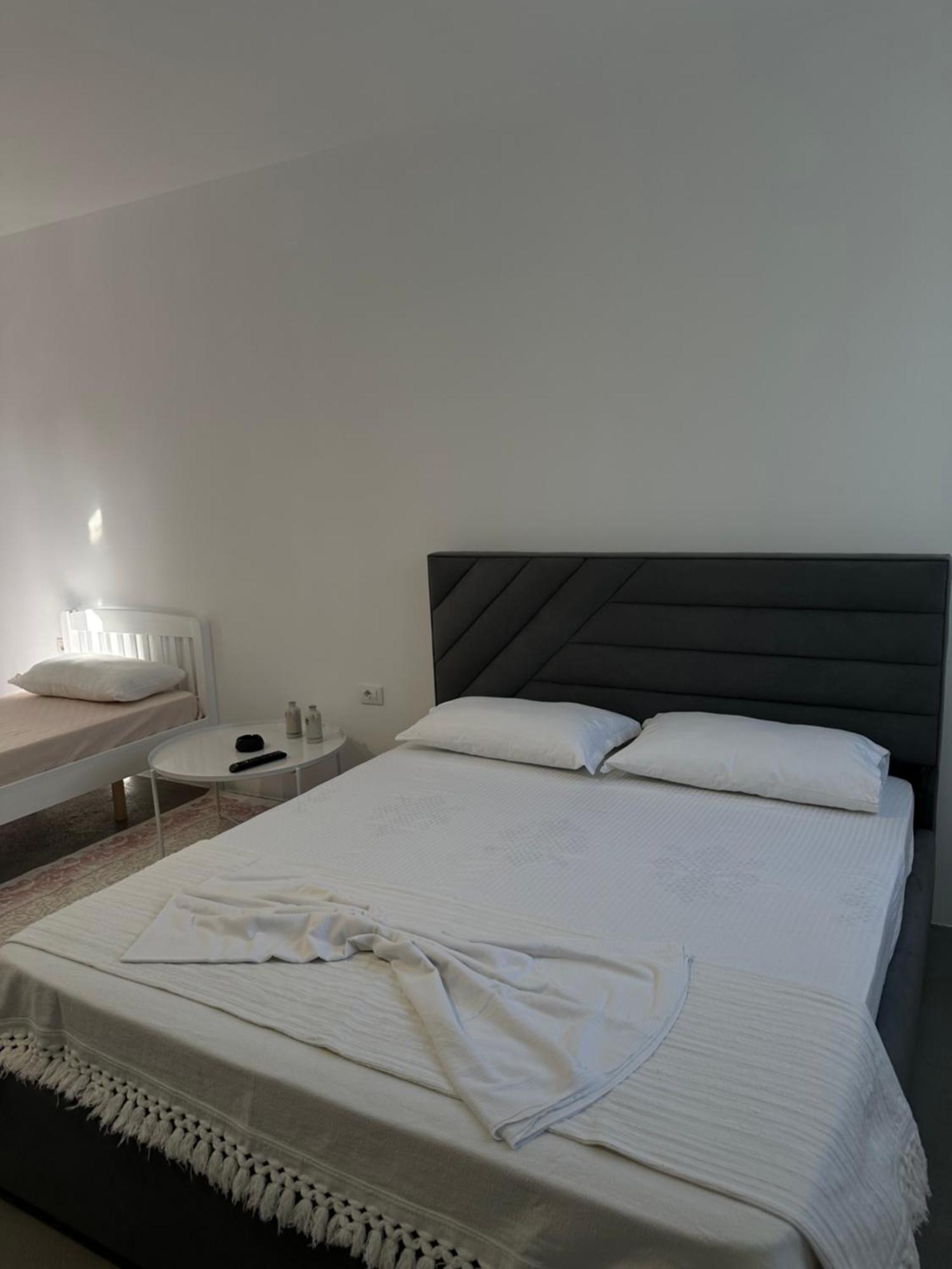 Sunny Rentals Влёра Экстерьер фото